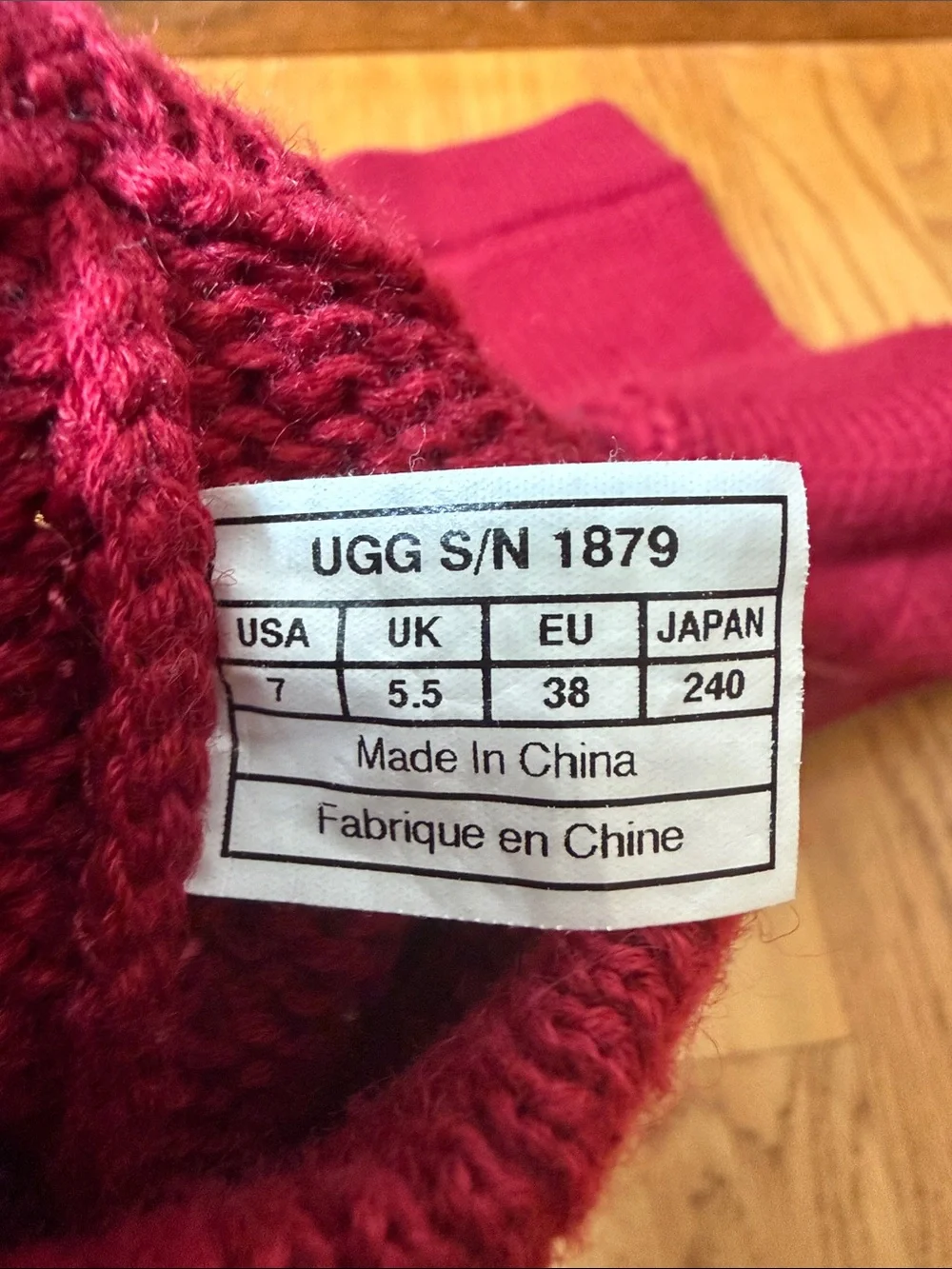 UGG Knit Pocket Button Boots Red UC Bearcat symbol embroidered Style 1879 Size 7
